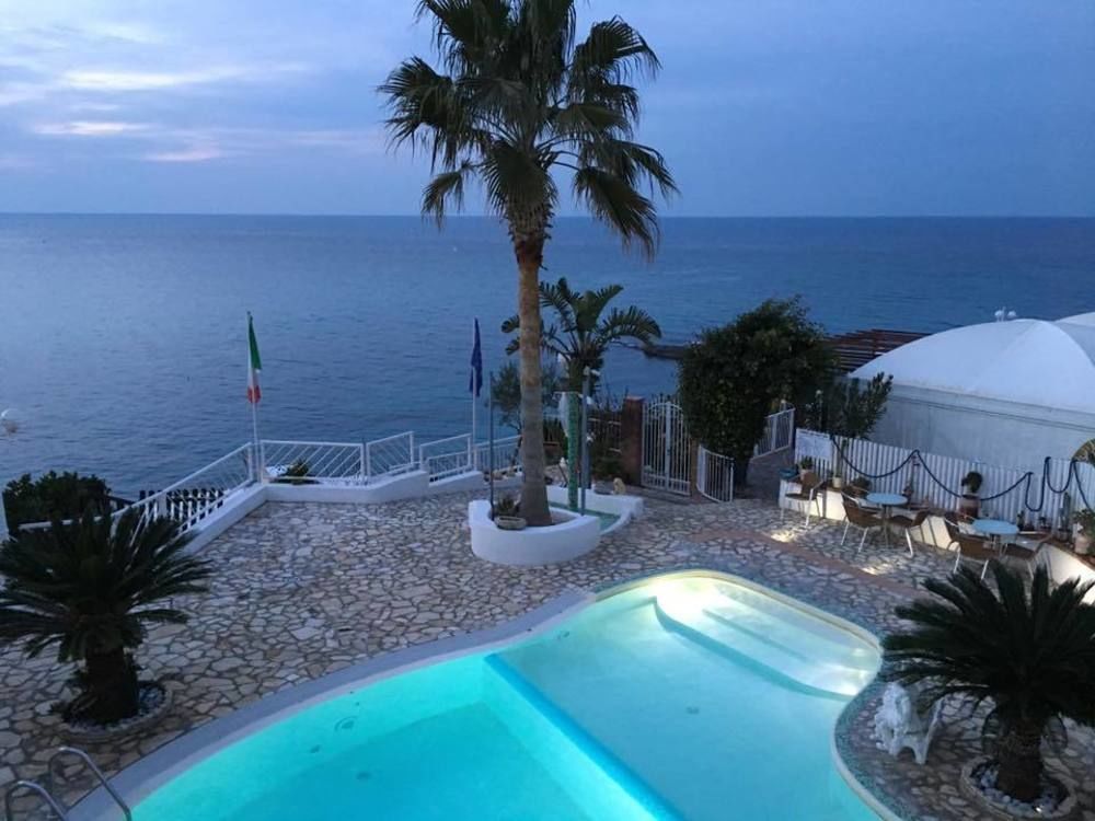 Hotel & Spa La Porta Del Mare Tropea Exterior photo